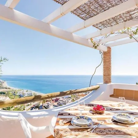 Charming With The Panoramic Views Nerja